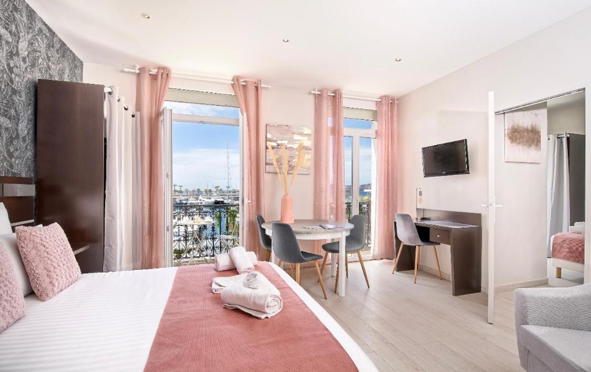 Hotel Du Vieux Port Saint-Raphaël Eksteriør billede
